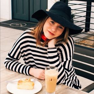 Black & White Stripped Long Sleeve